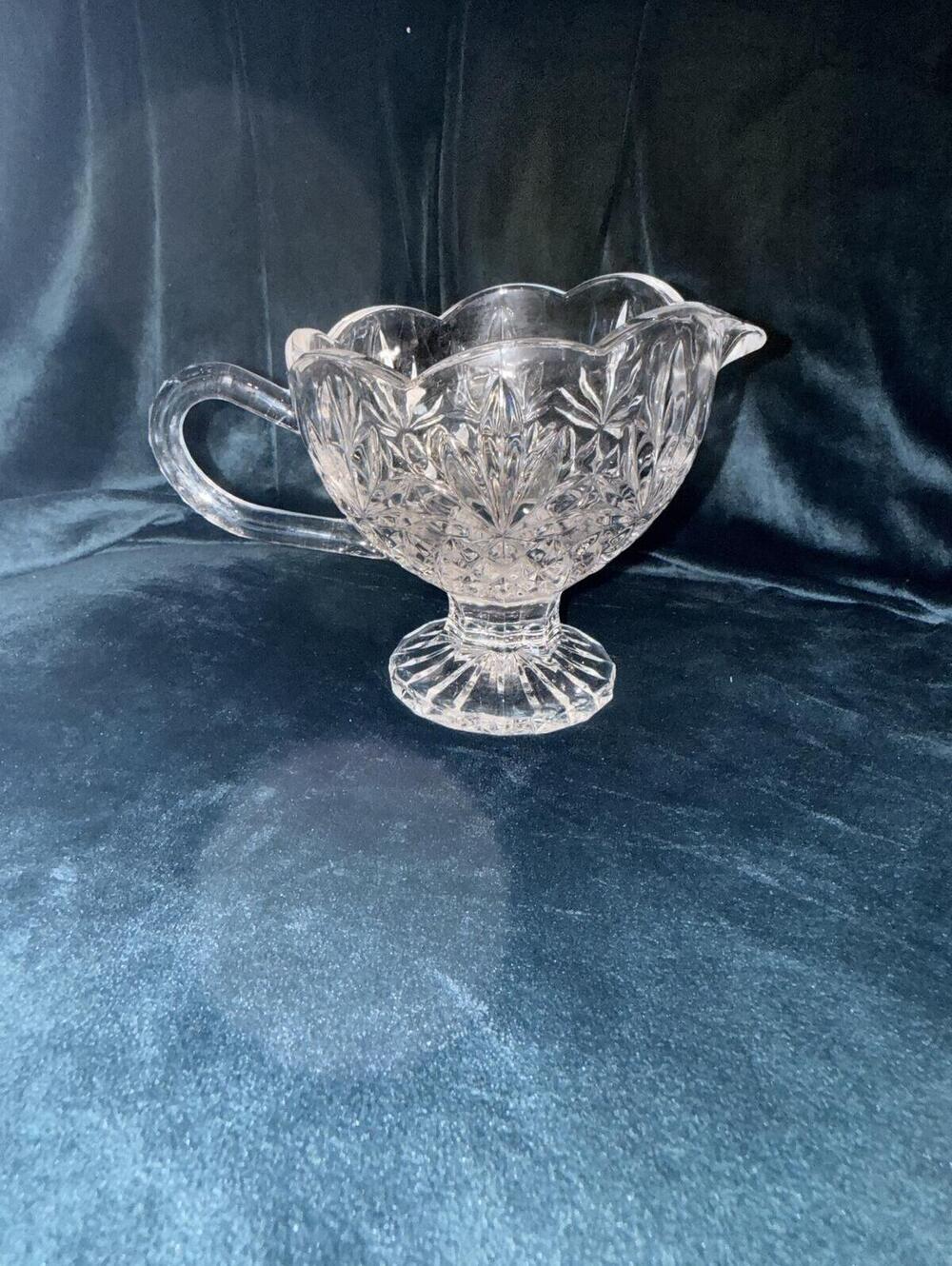 Golinger Shannon Crystal Pineapple Collection Footed Gravy Boat